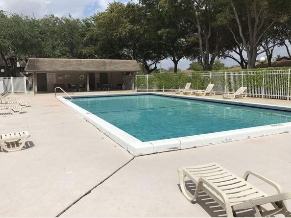 3501 NE 94 Avenue 1a, Sunrise FL 33351