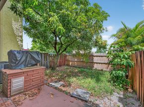 5717 NW 17th Ct 2, Lauderhill FL 33313