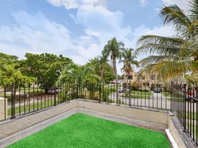 5717 NW 17th Ct 2, Lauderhill FL 33313