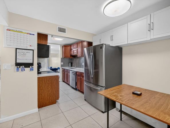 5717 NW 17th Ct 2, Lauderhill FL 33313