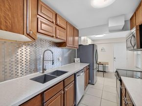 5717 NW 17th Ct 2, Lauderhill FL 33313