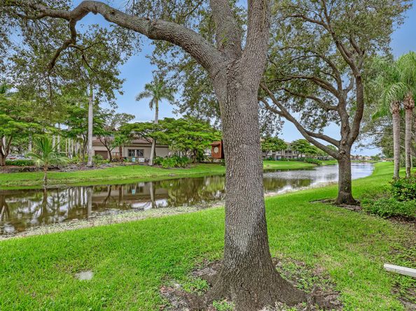 2151 Wingate Bend, Wellington FL 33414