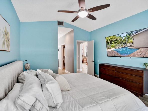 6657 Green Island Circle, Lake Worth FL 33463