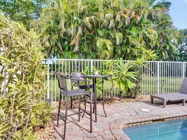 6657 Green Island Circle, Lake Worth FL 33463