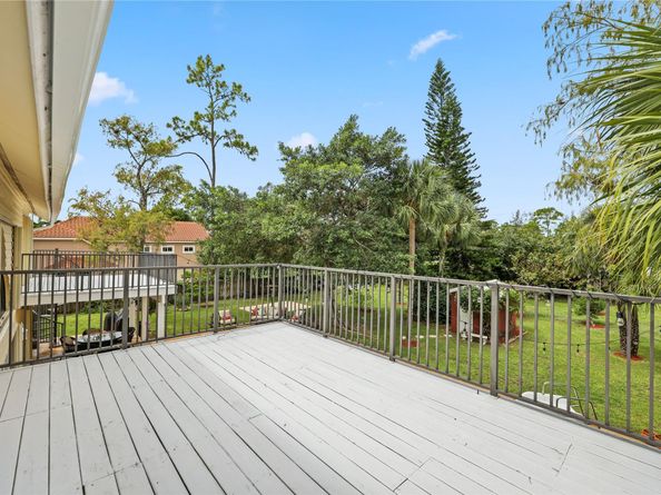 6251 NW 63rd Way, Parkland FL 33067