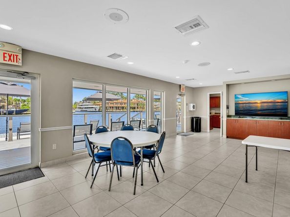 3300 NE 36th St 217, Fort Lauderdale FL 33308