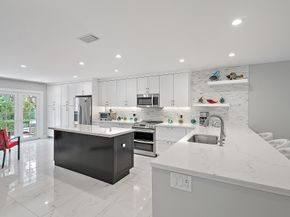 7 Grand Bay Circle, Juno Beach FL 33408