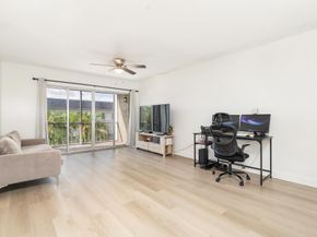 505 Spencer Drive 207, West Palm Beach FL 33409