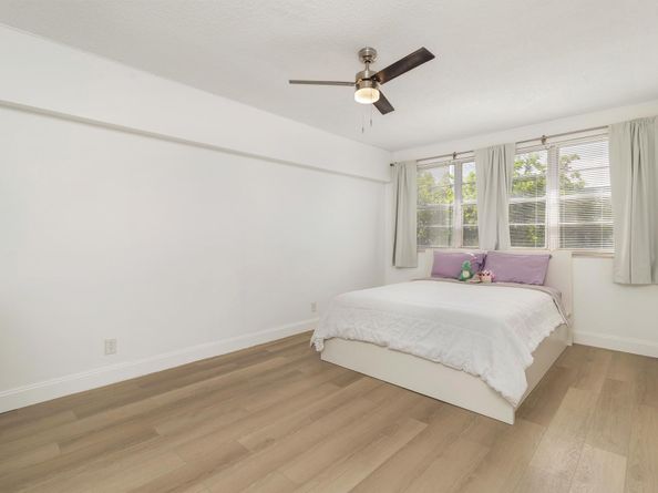 505 Spencer Drive 207, West Palm Beach FL 33409