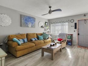 2920 Lake Osborne Drive 103, Lake Worth Beach FL 33461