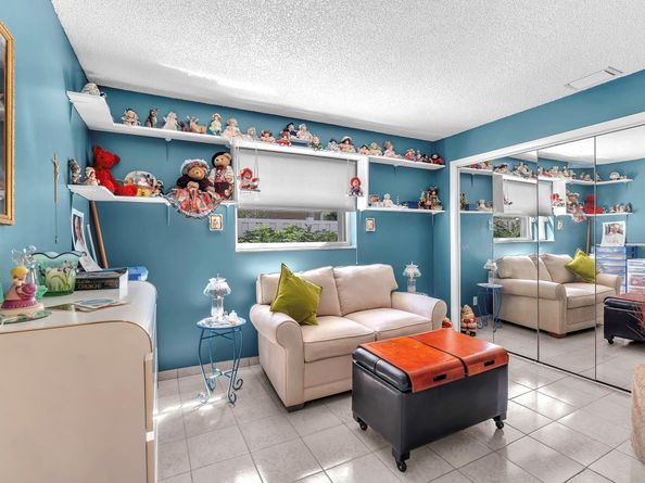 7950 NW 8th Ct, Margate FL 33063