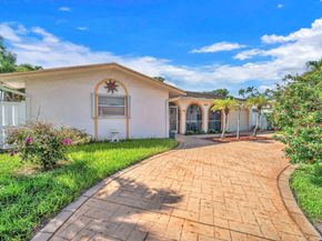 7950 NW 8th Ct, Margate FL 33063
