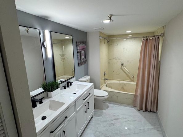 6400 NW 2nd Avenue 123, Boca Raton FL 33487
