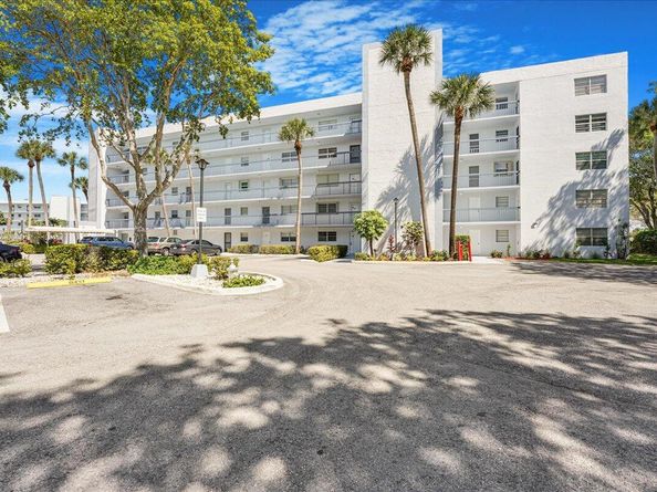 6400 NW 2nd Avenue 123, Boca Raton FL 33487