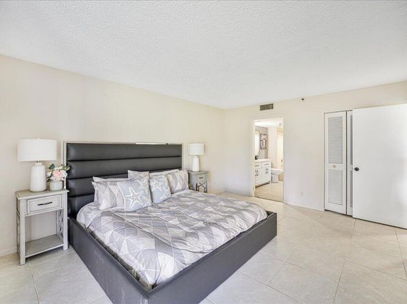 6400 NW 2nd Avenue 123, Boca Raton FL 33487