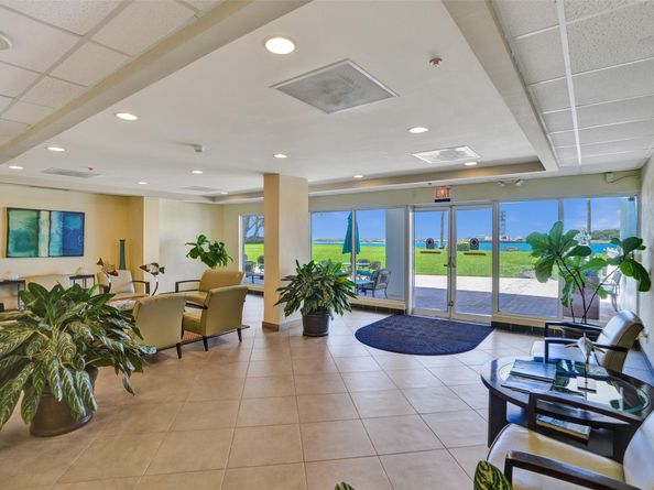 2100 S Ocean Drive 15E, Fort Lauderdale FL 33316