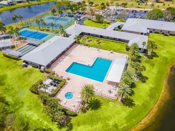 5055 Robino Circle, West Palm Beach FL 33417