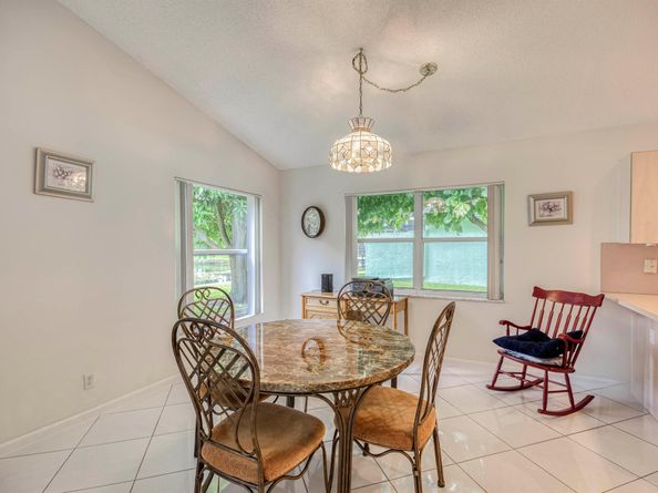 5055 Robino Circle, West Palm Beach FL 33417