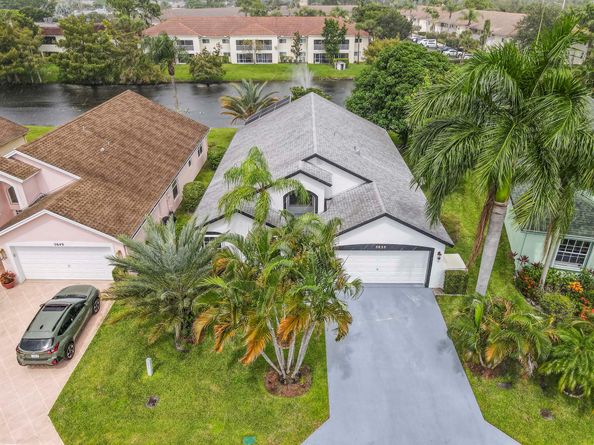 5055 Robino Circle, West Palm Beach FL 33417
