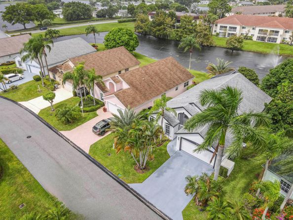 5055 Robino Circle, West Palm Beach FL 33417