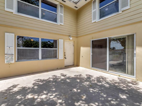 4004 Medford Court, Boynton Beach FL 33436