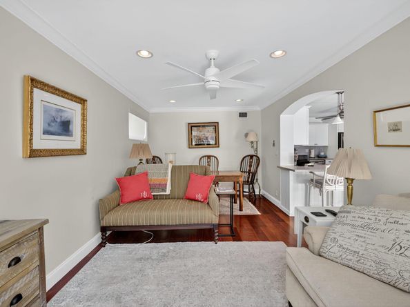 222 S Seacrest Circle, Delray Beach FL 33444