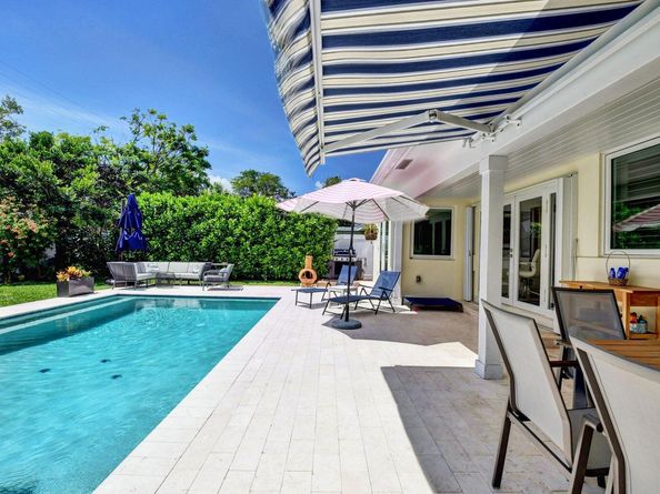 222 S Seacrest Circle, Delray Beach FL 33444
