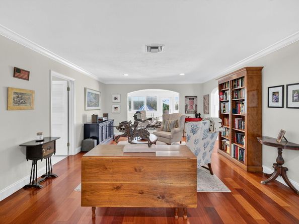 222 S Seacrest Circle, Delray Beach FL 33444