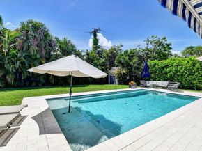 222 S Seacrest Circle, Delray Beach FL 33444