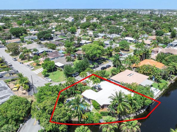 3460 NE 17th Way, Oakland Park FL 33334