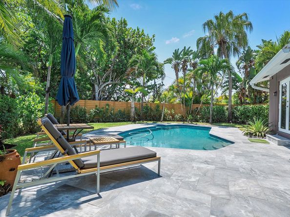 3460 NE 17th Way, Oakland Park FL 33334