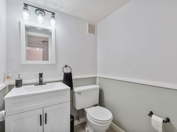 400 Commodore Dr 316, Plantation FL 33325
