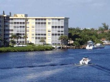 1 Harbourside Drive