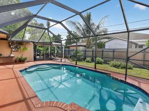 4818 SW 11th Ct, Plantation FL 33317