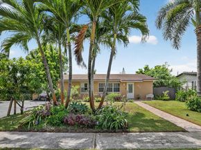 4818 SW 11th Ct, Plantation FL 33317