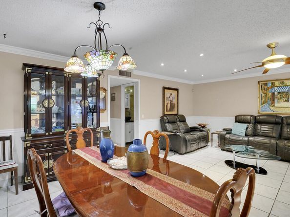 902 South Drive C, Delray Beach FL 33445