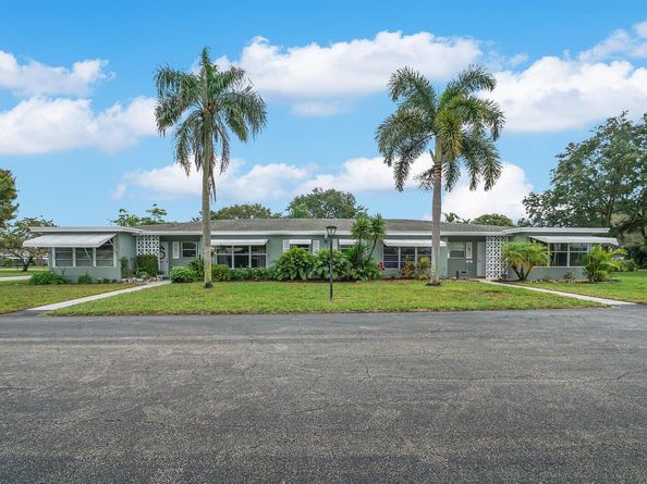 902 South Drive C, Delray Beach FL 33445