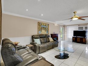 902 South Drive C, Delray Beach FL 33445