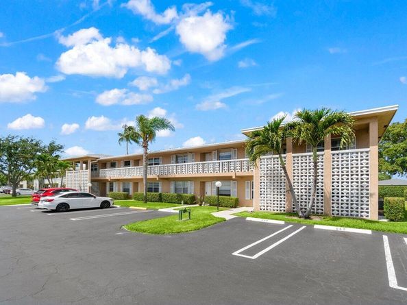 1131 Calamondin Ter 203 Terrace 203, Delray Beach FL 33445