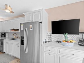 1131 Calamondin Ter 203 Terrace 203, Delray Beach FL 33445