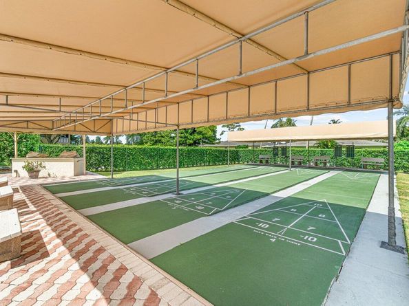 1131 Calamondin Ter 203 Terrace 203, Delray Beach FL 33445