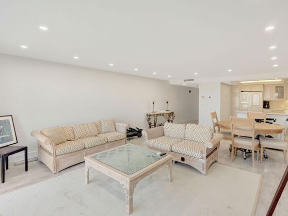 1710 S Ocean Ln 104, Fort Lauderdale FL 33316