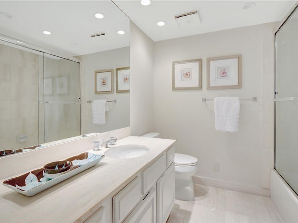 1710 S Ocean Ln 104, Fort Lauderdale FL 33316