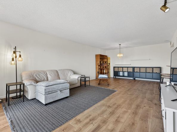 2205 S Cypress Bend Dr 604, Pompano Beach FL 33069