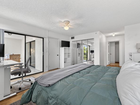 2205 S Cypress Bend Dr 604, Pompano Beach FL 33069