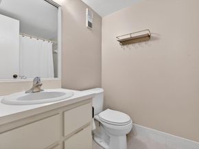 2205 S Cypress Bend Dr 604, Pompano Beach FL 33069