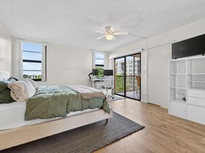 2205 S Cypress Bend Dr 604, Pompano Beach FL 33069