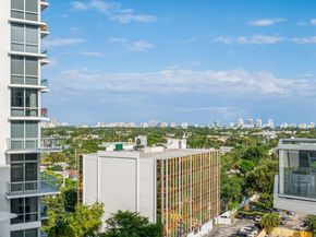 111 SE 8th Ave 1005, Fort Lauderdale FL 33301