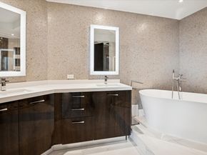 111 SE 8th Ave 1005, Fort Lauderdale FL 33301