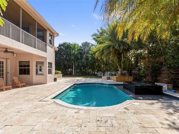 1585 Victoria Isle Way, Weston FL 33327